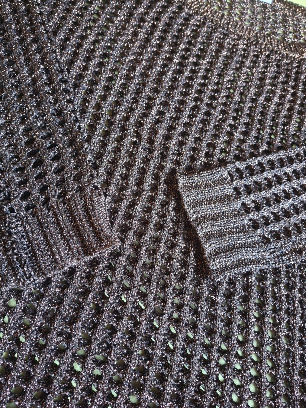 Maglioni & Felpe: Pull marron reflets cuivrés, ajouré S marque Vero Moda – Usato da Villiers venduto da san_jn5w 2