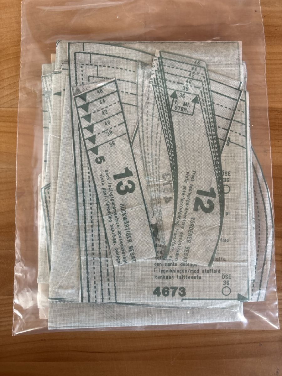 Cartamodelli: Schnittmuster für Damen Kleid – Usato da Rümlang venduto da euqinom16 1