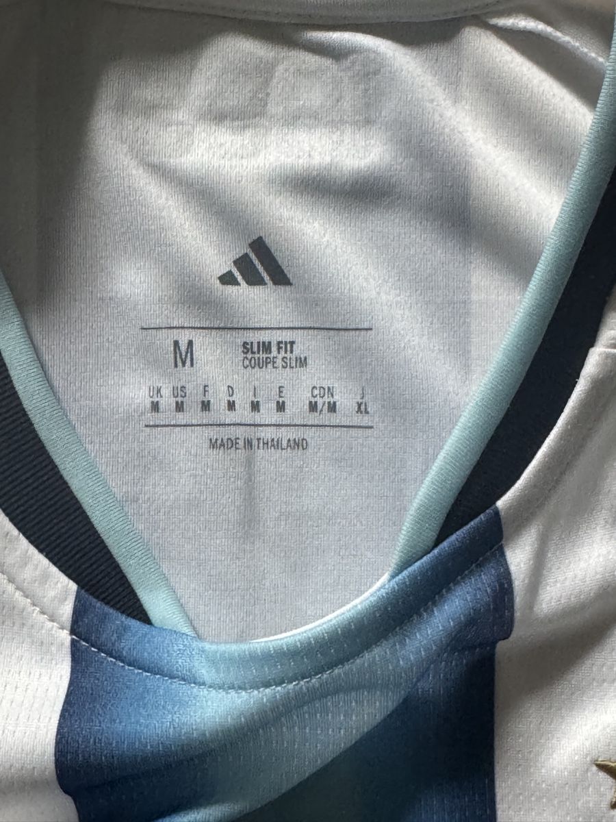 Adidas Canottiere & Pantaloni: Argentinien Messi WM Trikot 2026 – Nuovo (secondo la descrizione) da Aarau venduto da Thilo1974 2