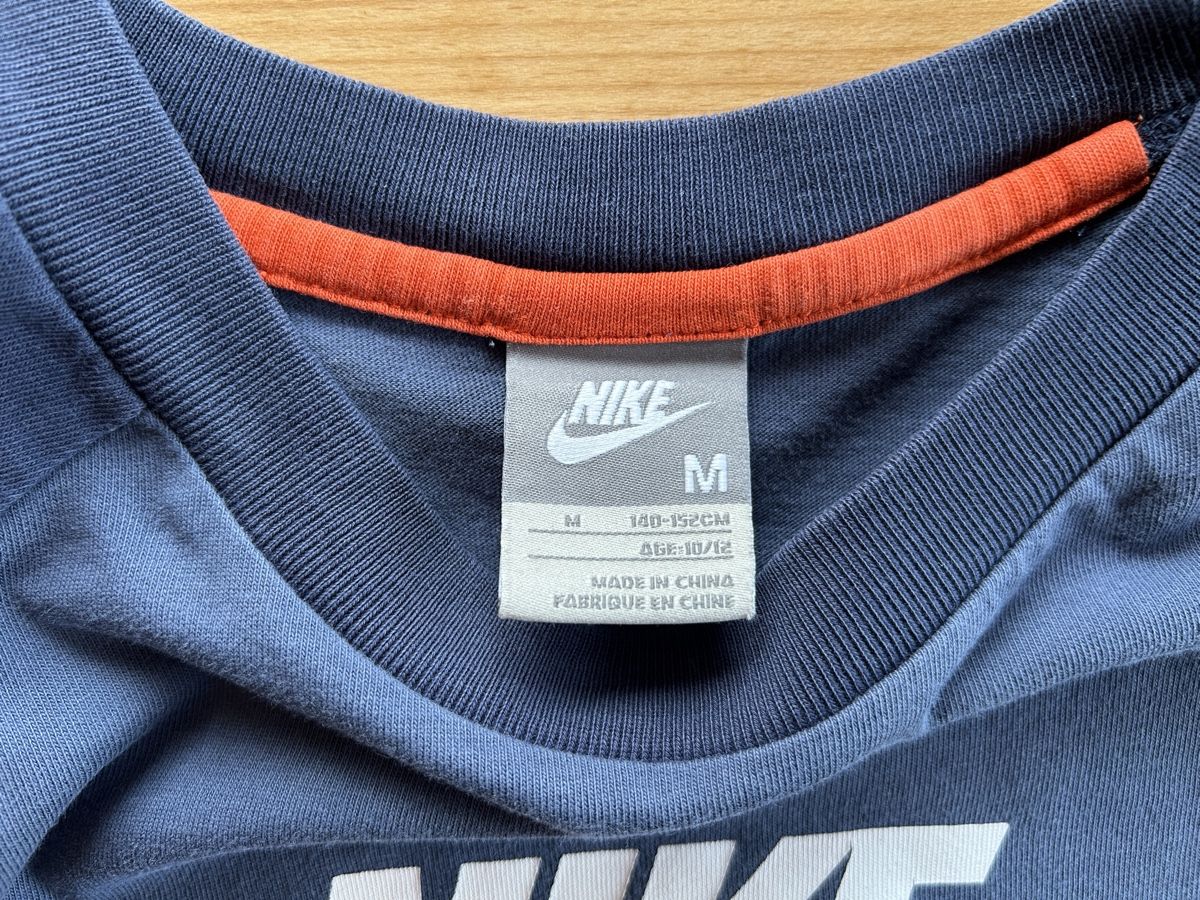 Nike Camicie, T-shirt & Polo: Kinder Langarmshirt Grösse 140/152 – Usato da Grosswangen venduto da che_gr 1