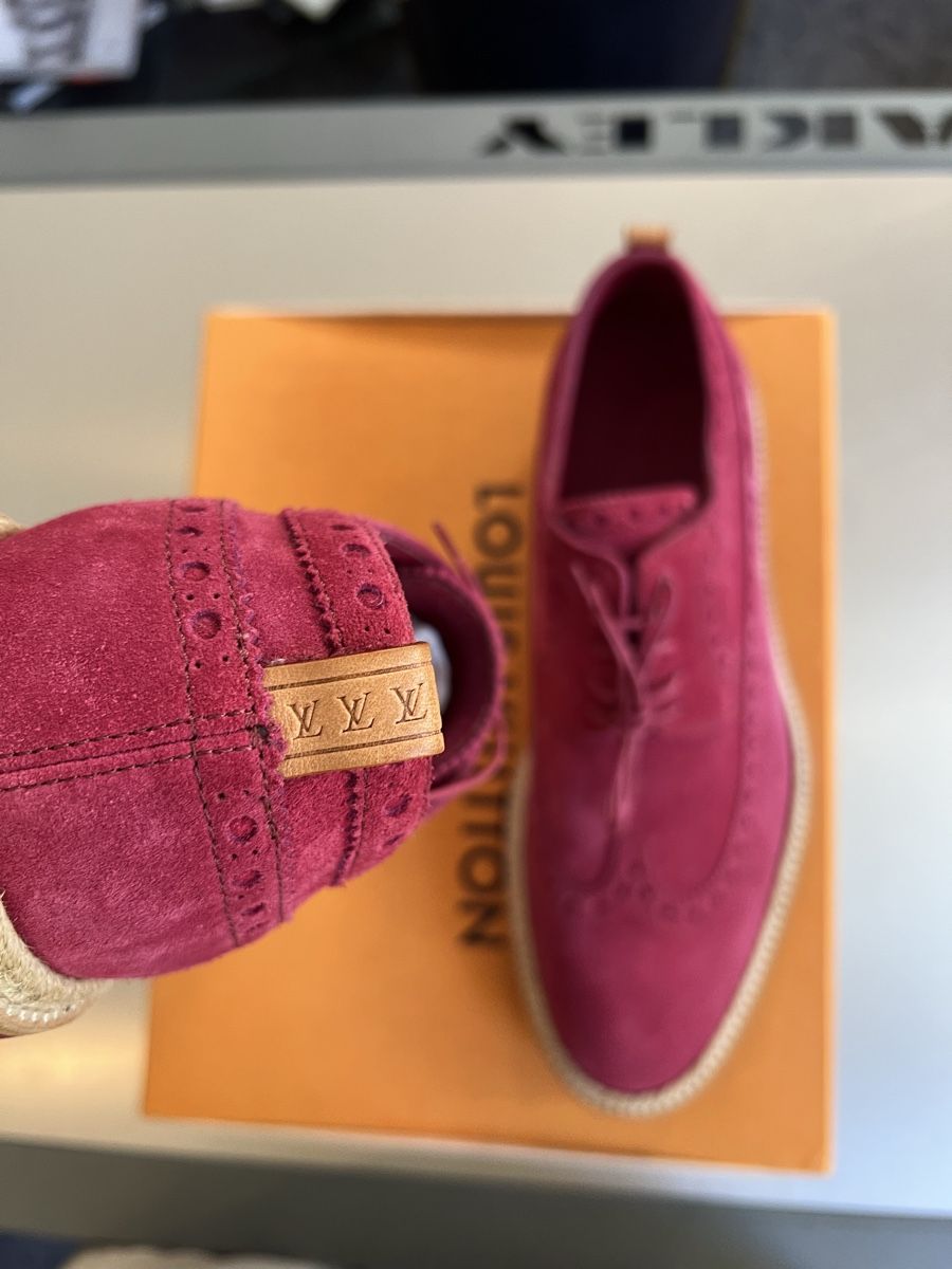 Louis Vuitton Herrenschuhe: Louis Vuitton Derby Burgundy loafers – Neu (gemäss Beschreibung) aus Lausanne von ann_8gv7 2