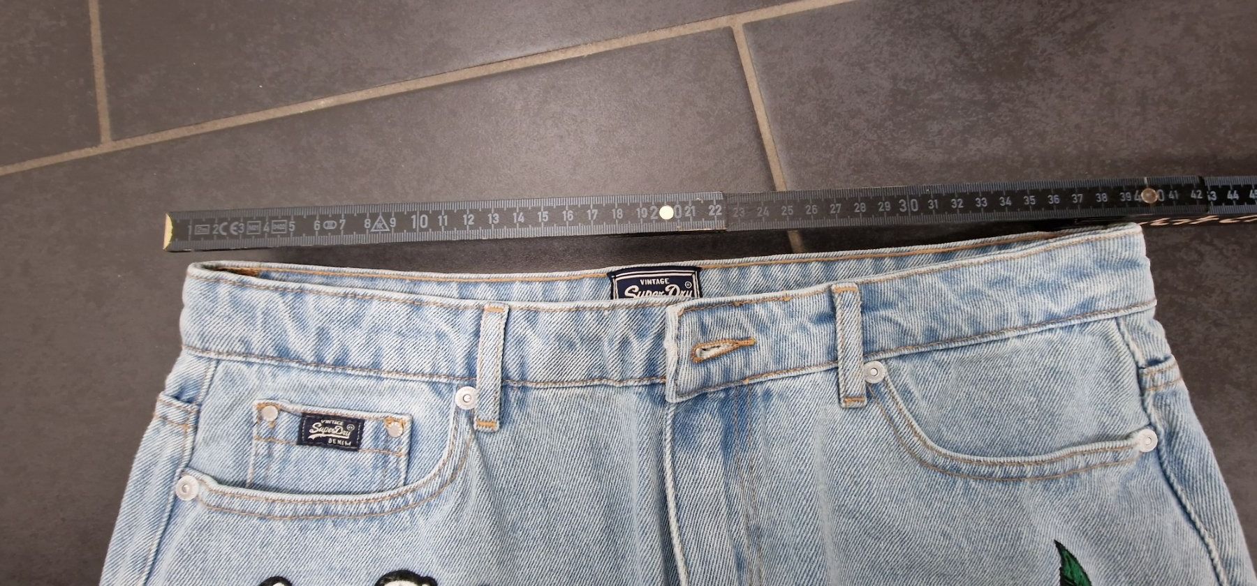 Superdry Gonne: Superdry Rock – Usato da Oftringen venduto da bin_2wk8 3