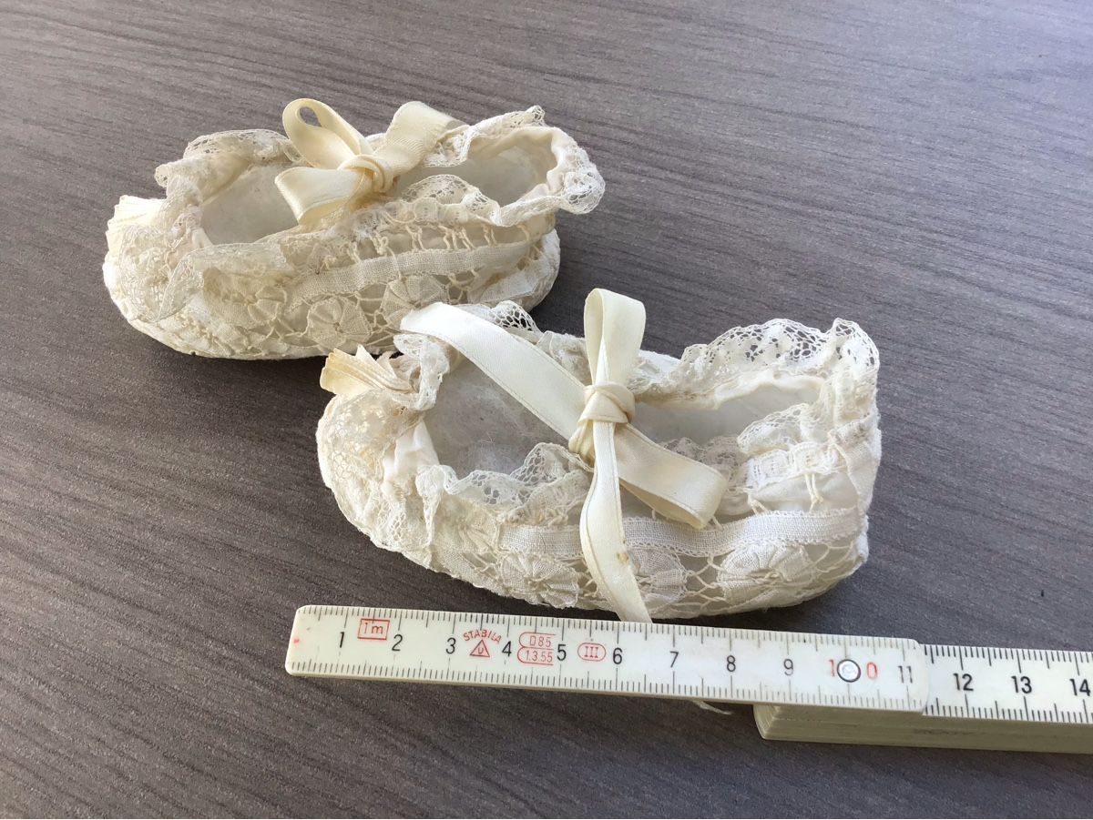 Socken für Kinder: Bébé chaussons  – Gebraucht aus Plan-les-Ouates von Cassero 2