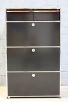 USM Regal Schwarz (Preis VB)