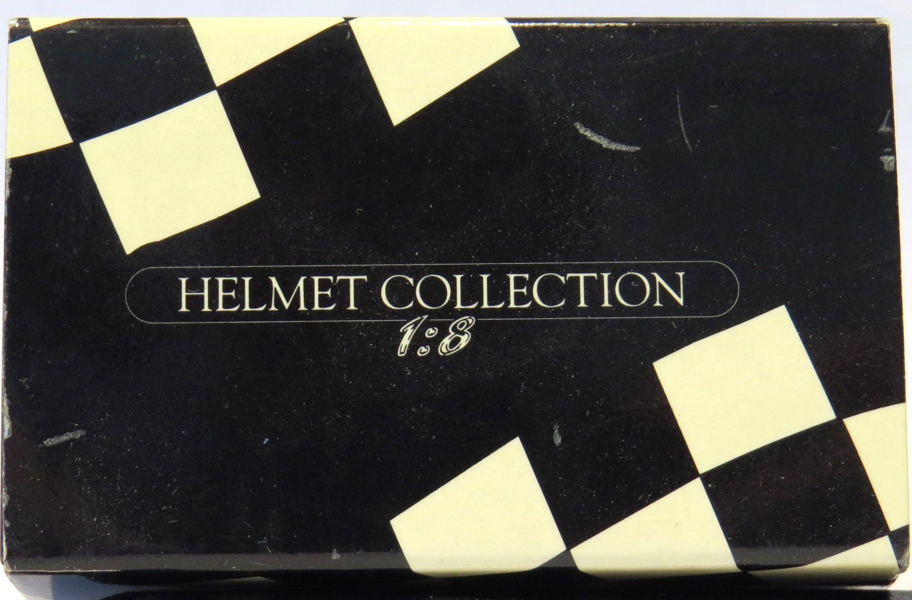 Minichamps Kit di modellismo & Modellini statici: 1:8 Helm von Gerhard Berger 1997 – Nuovo e nell'imballaggio originale da Ettingen venduto da campione_1 3