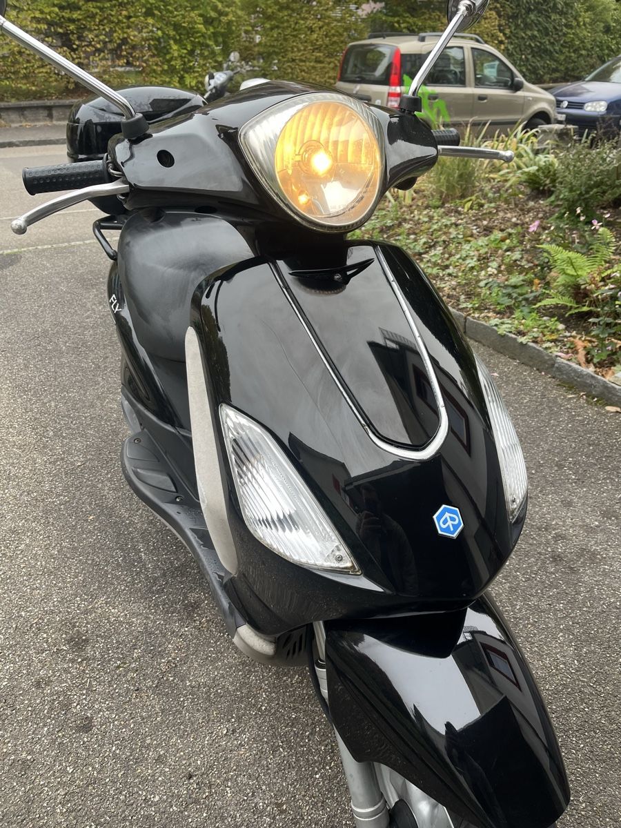 Piaggio Scooters: Piaggio Fly 125 mit MFK – Gebraucht aus Allschwil von Gabi745i 1