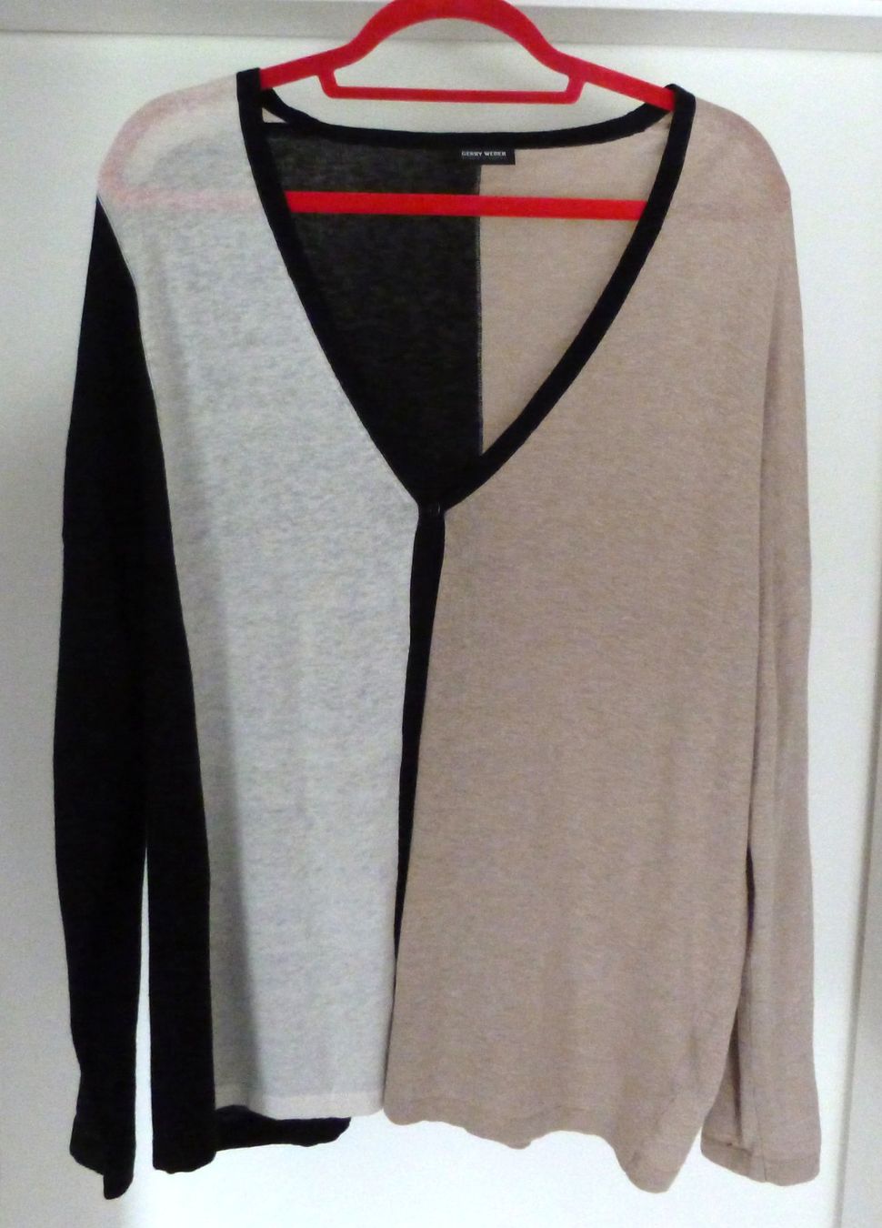 Gerry Weber Jacken: GERRY WEBER STRICKJACKE NEU GR.42 – Neu (gemäss Beschreibung) aus Läufelfingen von Kamari