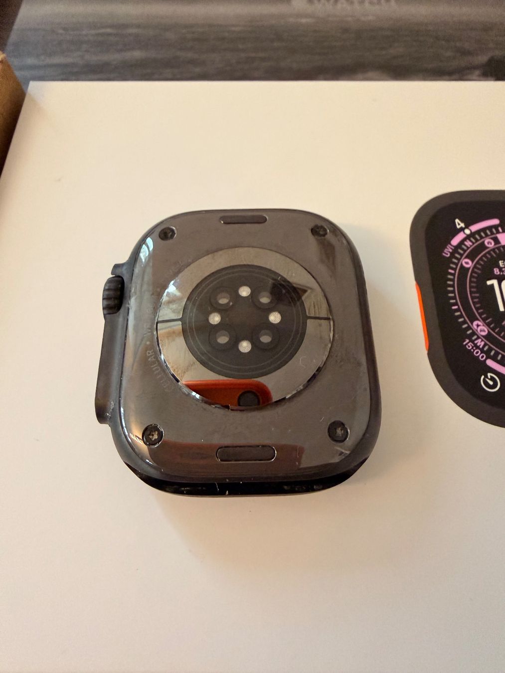 Apple Smartwatch: Apple Watch Ultra 3 Titan Bundle – Usato da Schinznach Dorf venduto da CrazyRabbit90 4