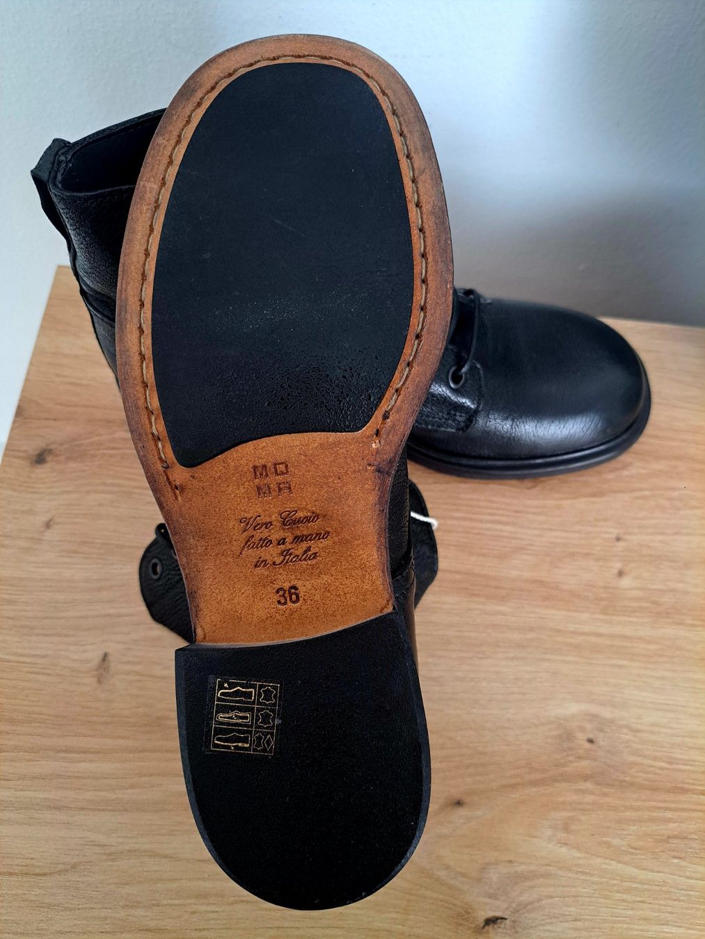 Moma Scarpe da uomo: Originale MOMA Handmade Lederstiefel in Grösse 36. – Nuovo (secondo la descrizione) da Bern venduto da 11-02-1983 1