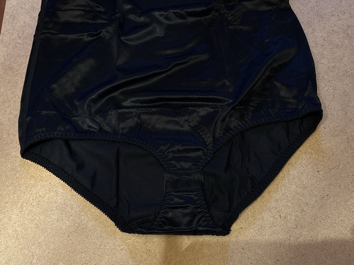 Altra biancheria intima: Kompressions Unterbrust Body – Nuovo (secondo la descrizione) da Rümlang venduto da Sambas19 3