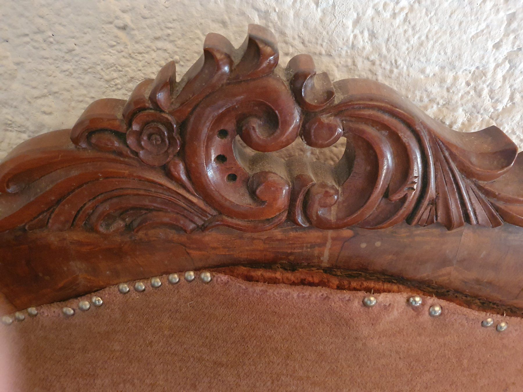 Sofas: Altes Sofa – Gebraucht aus Grandval von JeroenK 2