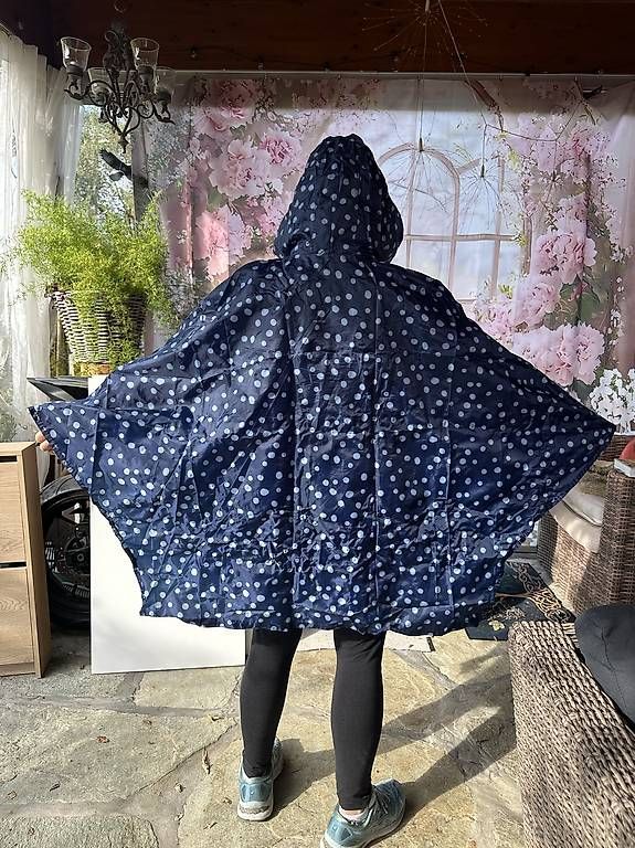 Sonstige Kleidung & Accessoires: Regen Poncho – Neu und originalverpackt aus Olten von jan_g2sj 1