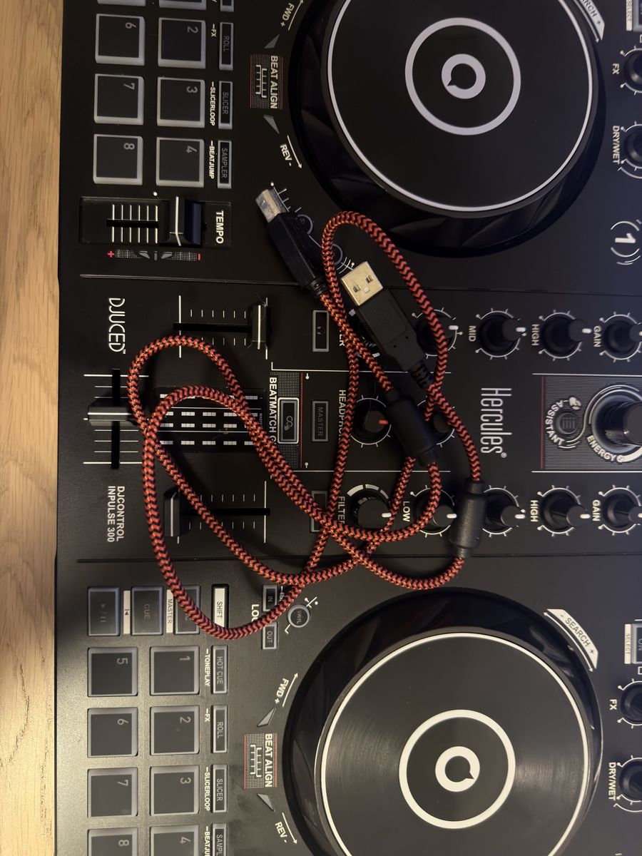 Hercules Console di mixaggio: Hercules DJControl Inpulse 300 – Usato da Corsier-sur-Vevey venduto da gon_n86t 7