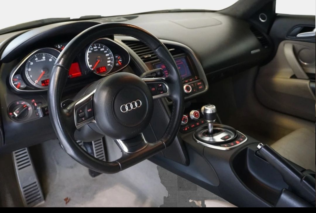 Audi Automobili: Audi R8 V8 4.2 – Difettoso da Uster venduto da Loro_ 7