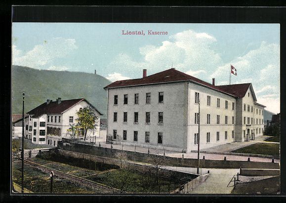Cartoline postali: AK Liestal, An der Kaserne – Usato da Berlin venduto da bartko-reher