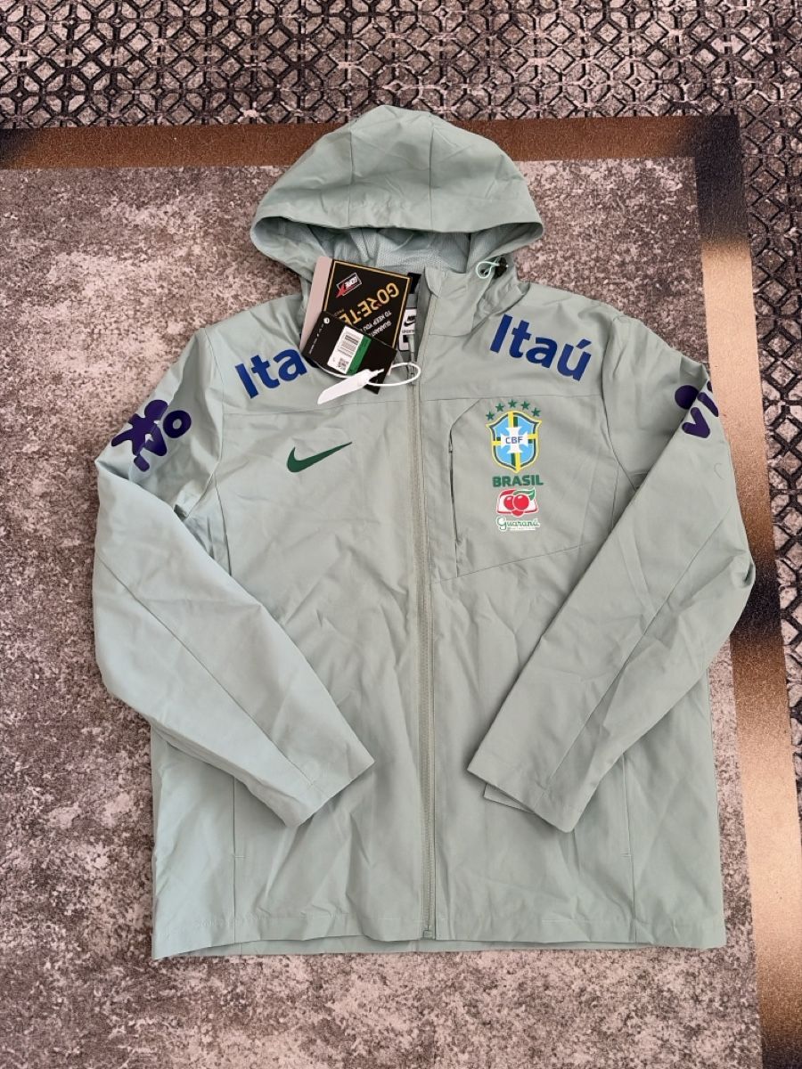 Nike Maglioni & Felpe: Nike brazil windbreaker  – Usato da Dietlikon venduto da nab_tj9m