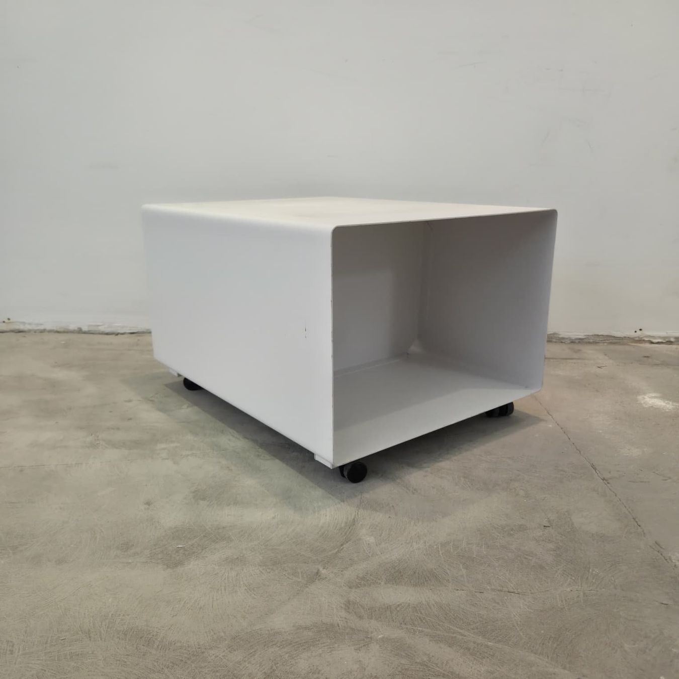 Tische: Salontisch oder Druckermöbel – Gebraucht aus Zürich von Zapro 3