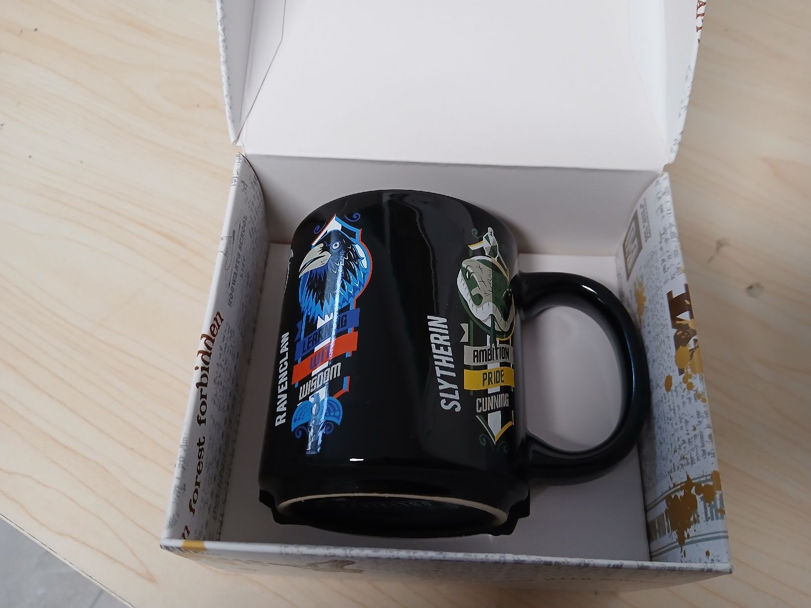Tassen: Harry Potter Tasse – Neu und originalverpackt aus Wiedlisbach von Pontiacman93