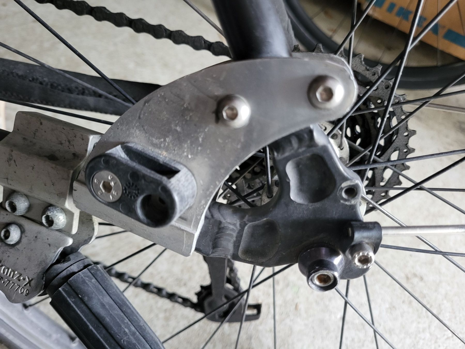 Leggero Rimorchi: Leggero Kinderanhänger – Usato da Münchenstein venduto da k80 3