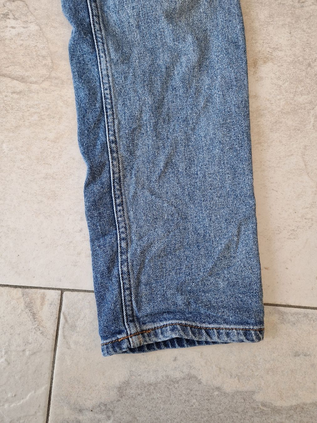 Only Jeans: Only Mom Jeans Gr. 30/36, extra lange Beine – Usato da Niederrohrdorf venduto da Miripfiri 2