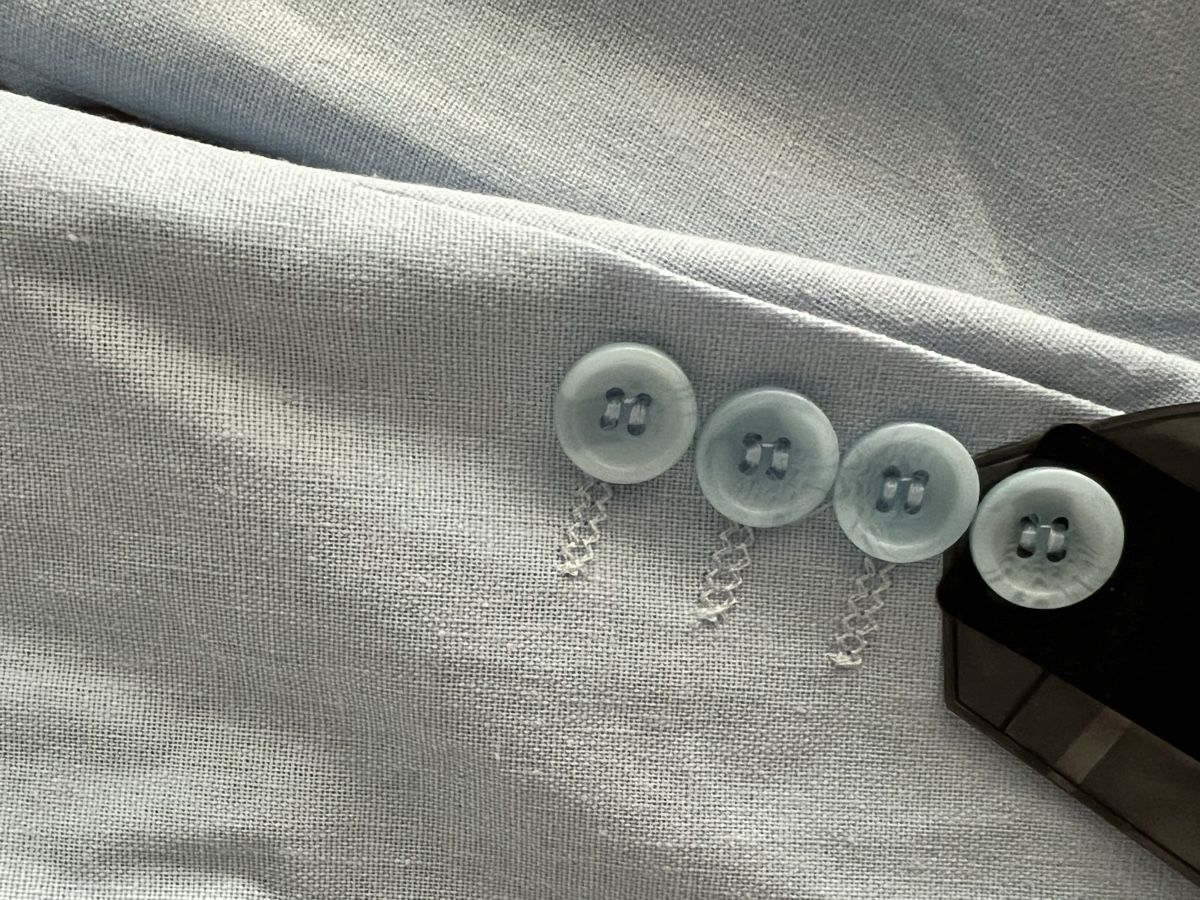 Completi & Tailleur: Damen Anzug hellblau. Grösse S, ungetragen – Nuovo (secondo la descrizione) da Luzern venduto da maisonnoir 2