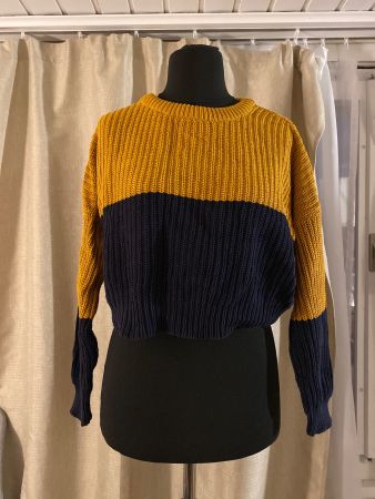 Cropped Pullover