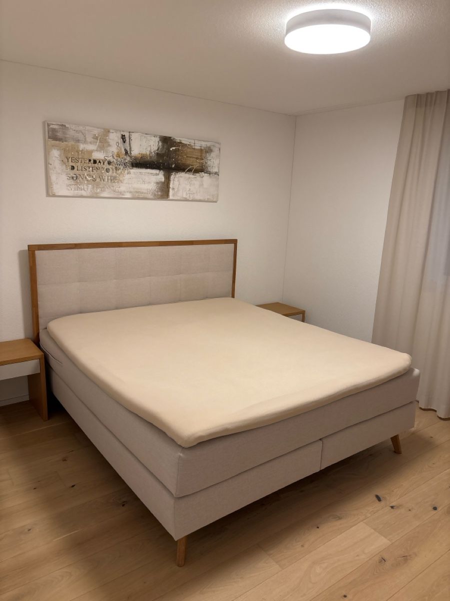 Betten: Boxspringbett Eiche – Gebraucht aus Aristau von default0