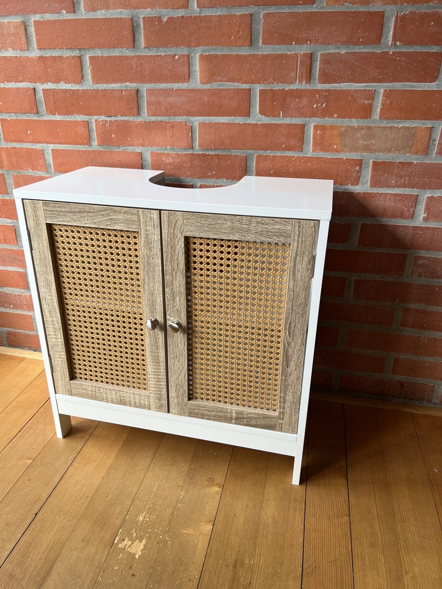 Mobili per bagno: Waschunterschrank Rattan Optik Weiss  – Usato da Biel/Bienne venduto da mona222