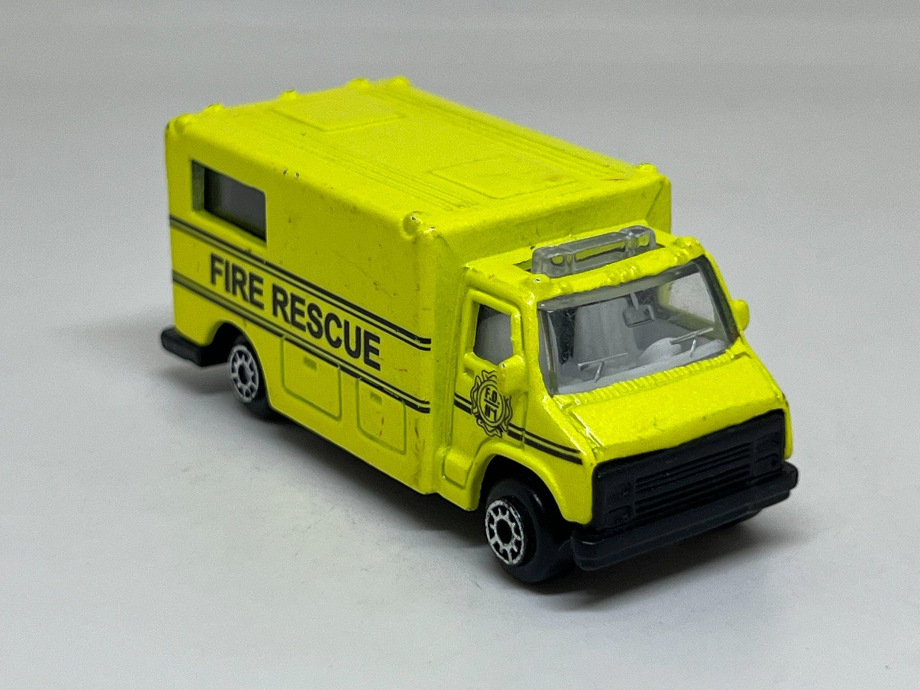 Maisto Modellini d'auto: Maisto Truck #29 – Usato da Wildegg venduto da LaaBoutique