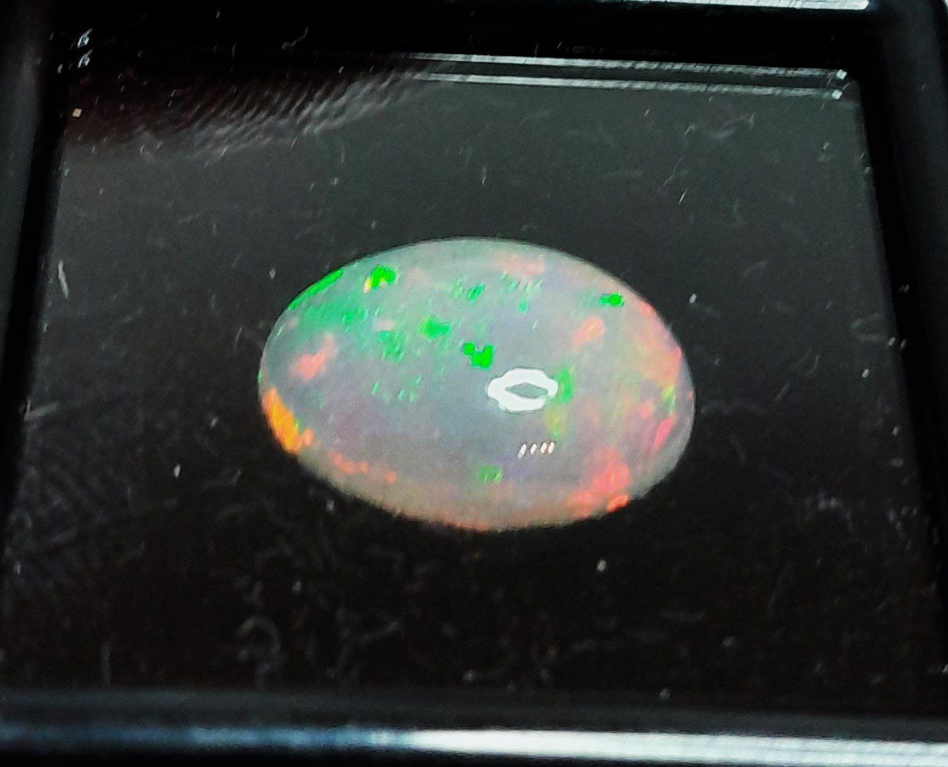 Pietre preziose: Opale 2.21 ct - SUPER FLASH - CERTIFICAT 585.- Fr – Nuovo (secondo la descrizione) da Grimisuat venduto da Valgem 6