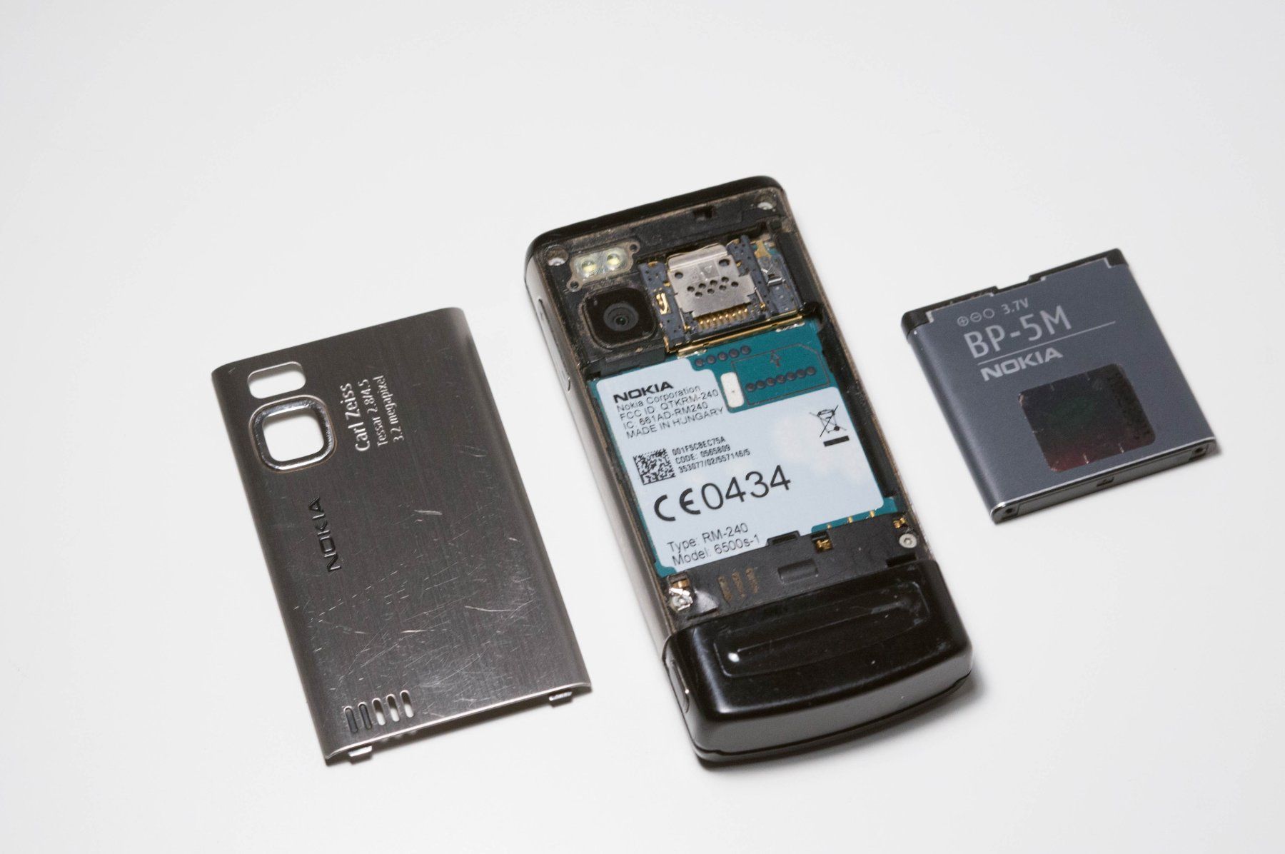 Nokia Telefoni cellulari / Smartphones: Nokia 6500 Classic Mobile Phone – Usato da Thörishaus venduto da vintagger 6