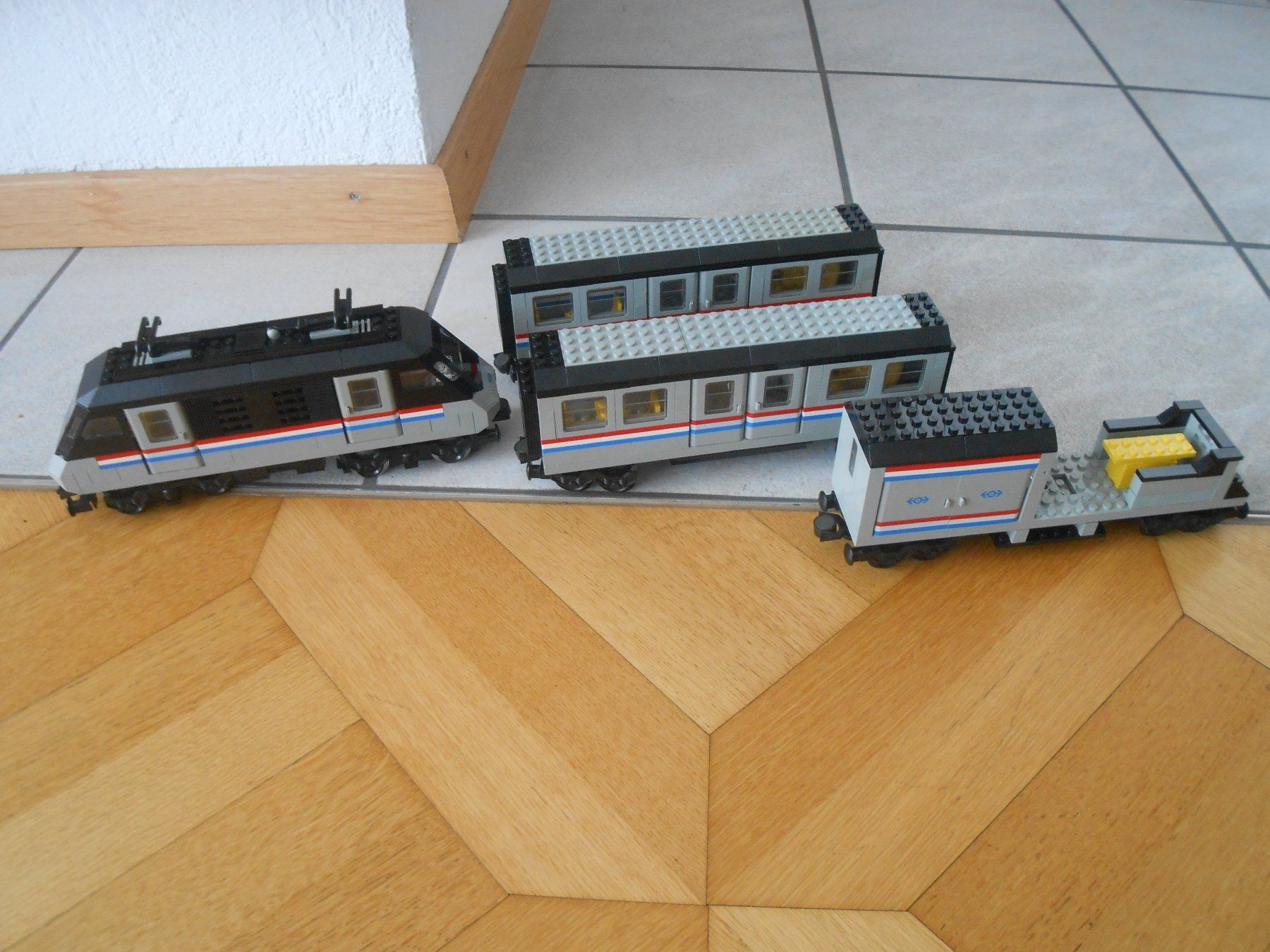 Lego Giocattoli: Lego Metroliner Variante "B" – Usato da Oftringen venduto da Link8