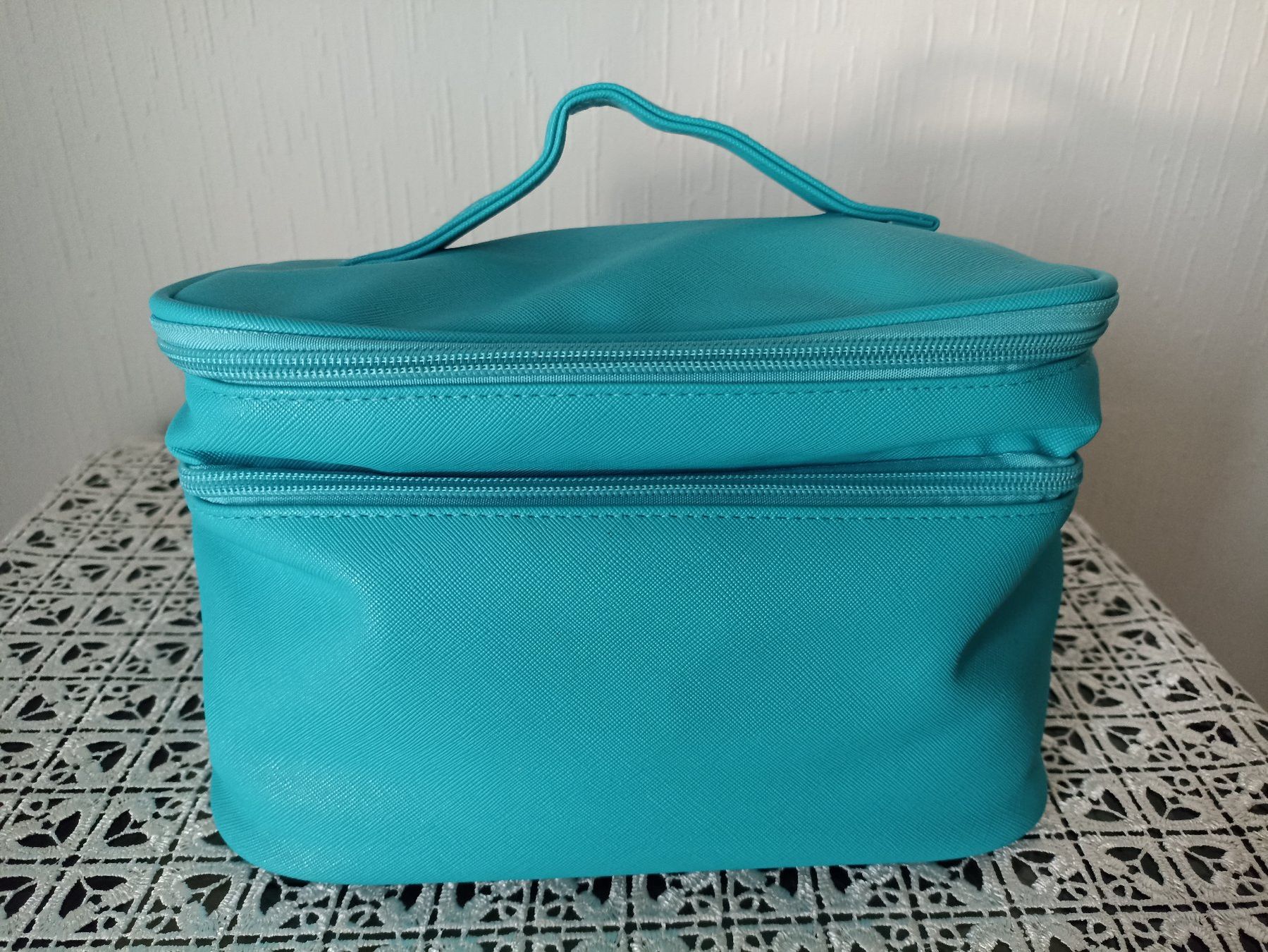 Custodie per cosmetici: Trousse de toilette – Usato da Renens VD venduto da tasarte