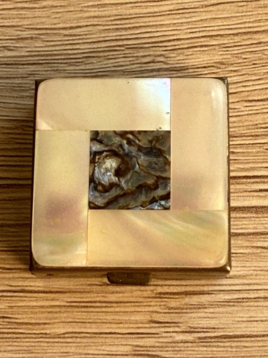 Truhen: Vintage Schmuckschatulle Perlmutt Metall – Gebraucht aus Wettingen von Ni_la_lo
