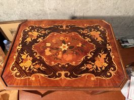 Table de jeu vintage marqueterie bois