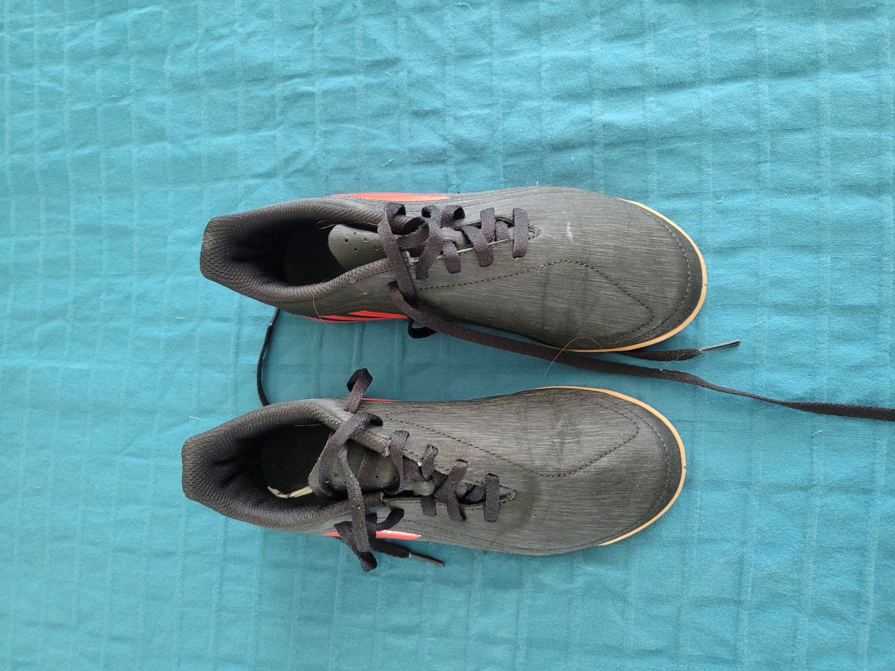 Adidas Scarpe per ragazzi: Chaussure / Schuhe - 36 -addidas – Usato da Zürich venduto da heldc