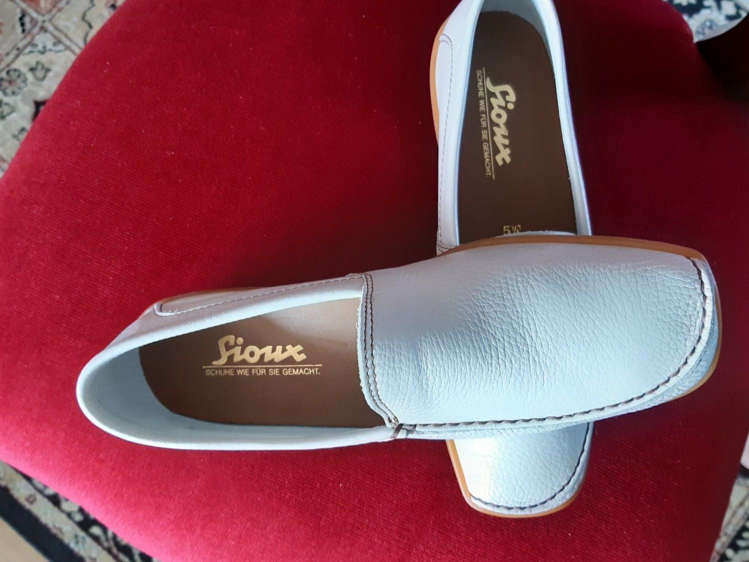 Scarpe da donna: Halbschuhe Mokassin Gr. 5.5    ( 38.5) – Nuovo (secondo la descrizione) da Baden venduto da berlimerli 2