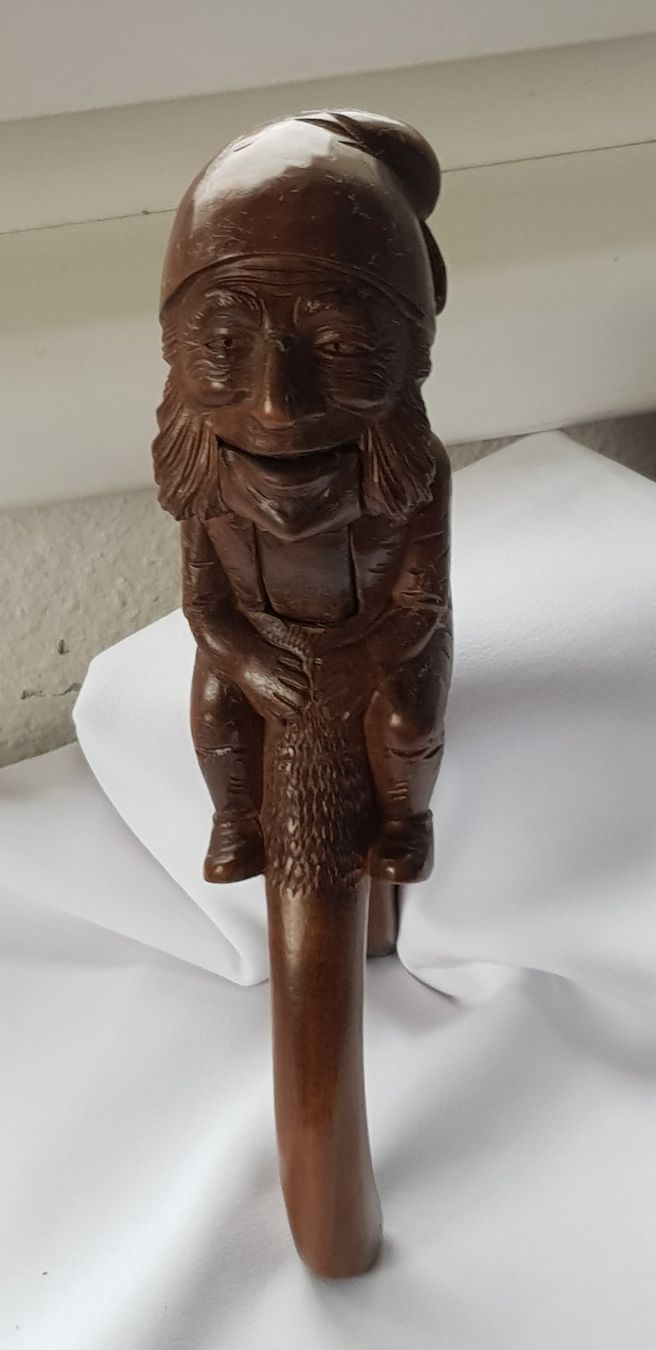 Statuette: Nussknacker geschnitzt Brienz selten schön – Nuovo (secondo la descrizione) da Dällikon venduto da Toyfan 2