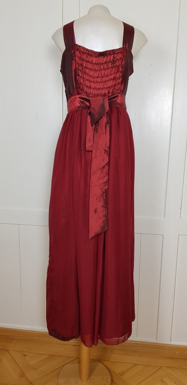 Robes: Festkleid, Neu, Gr. 42 44 46 – Neuf avec emballage d'origine à Uster par Astral 5