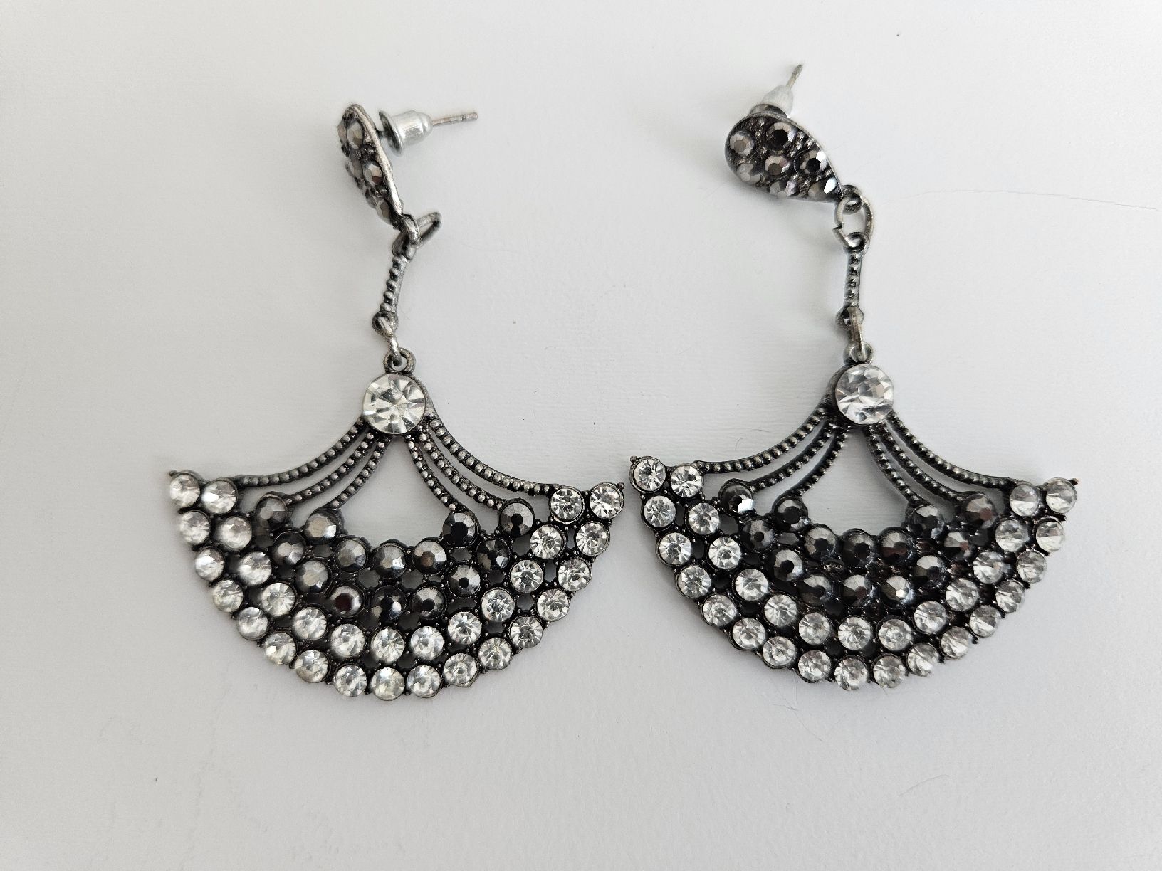 Orecchini pendenti & Orecchini a lobo: Elegante Ohrringe, funkelnder Modeschmuck – Usato da Schlieren venduto da lej_86 1