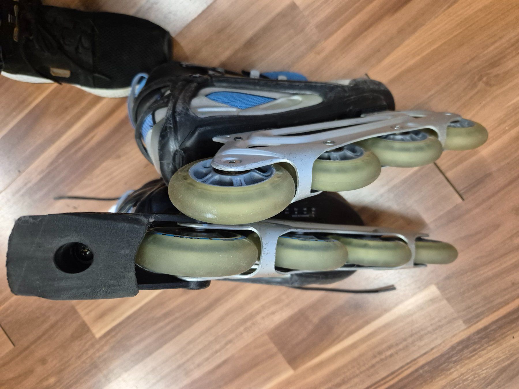 Patins à roul. & inline: 1 Inlineskate Paar  gr 40 – D'occasion à Schwarzenburg par Flamingo07 2