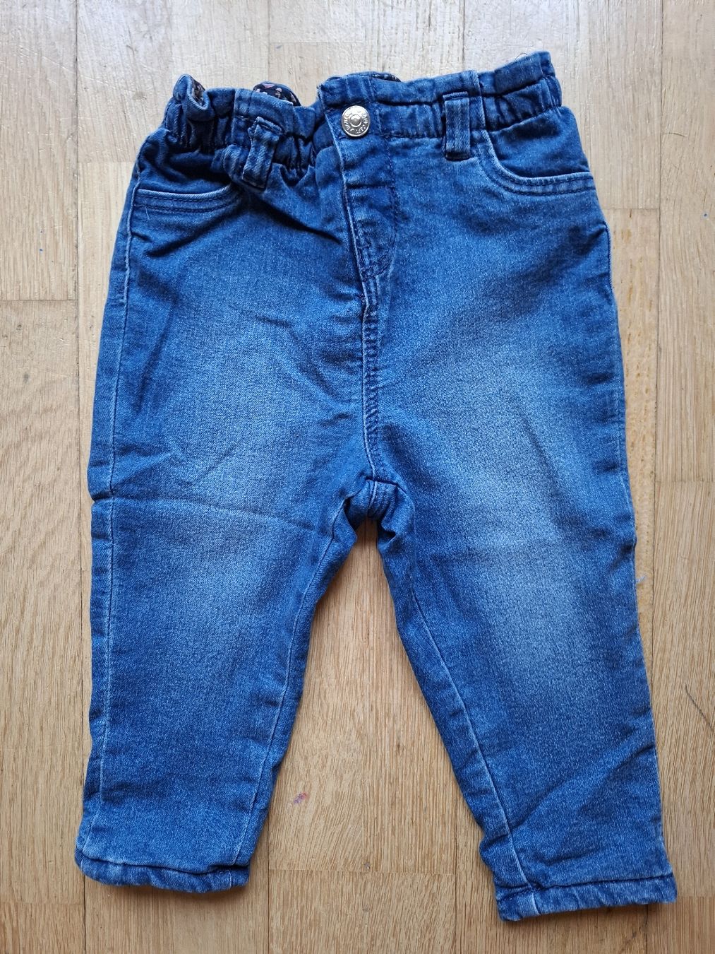 Pantaloni: 3er Set Kinder Jeans Grösse 76 – Usato da Biel/Bienne venduto da AvasTheGreatest 1