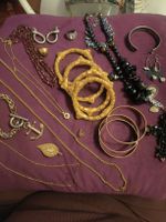 lot bijoux diverses ancien et recent