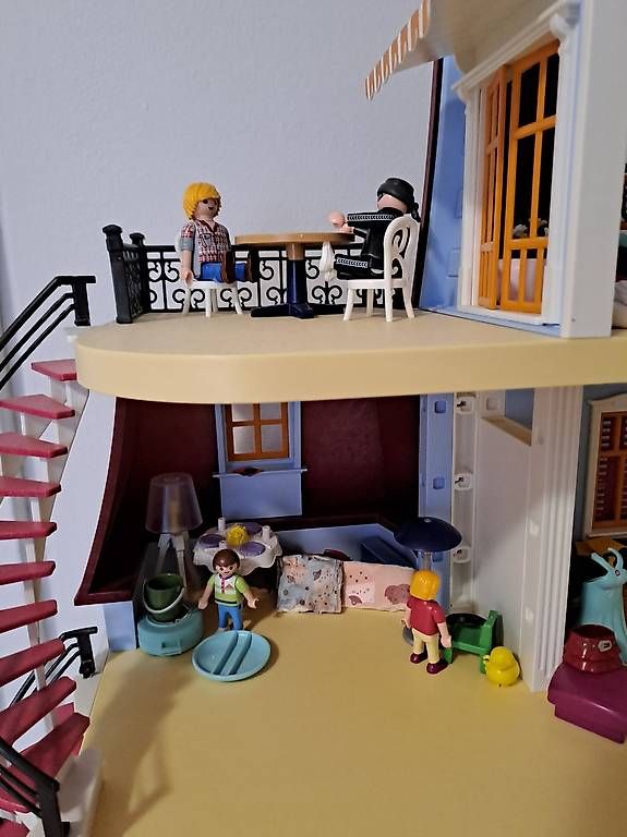 Playmobil Giocattoli: Grosses Playmobil Haus – Usato da Zürich venduto da Simonikus 4