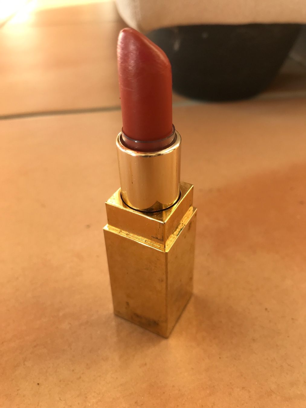 Make-up: YSL Rouge à lèvre Rouge pur No13 – Usato da Belmont-sur-Lausanne venduto da chu_vxf5 2