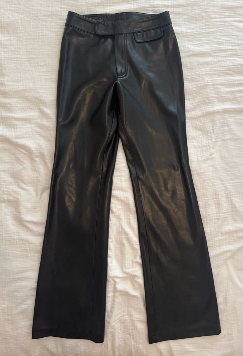 Pantalons: Hose Kunstleder MANIAK Gr. 36 – D'occasion à Aarau par beckywhite