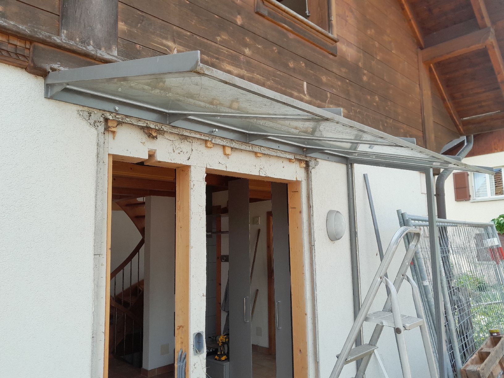 Rifugi: Vordach Glasdach – Usato da Marbach LU venduto da san_8kt5 2
