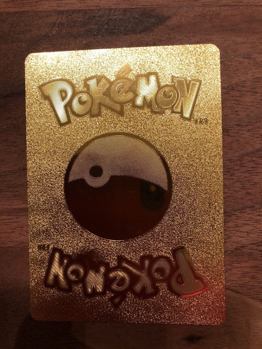 Pokémon Sammelbilder & Trading cards: Pokémon Charizard V Gold – Gebraucht aus Kollbrunn von  1