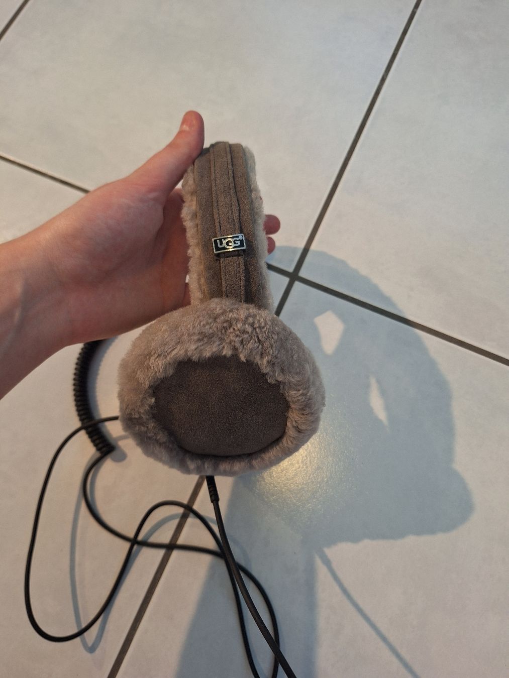 Cuffie: UGG - Kuschlige Musikkopfhörer  – Usato da Zürich venduto da CheyenneG00 1