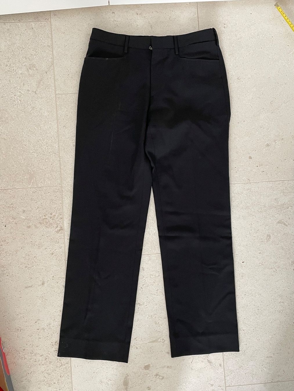 Prada Pantaloni: Prada Herrenhose schwarz XS – Usato da Zürich venduto da Elodie_s 4